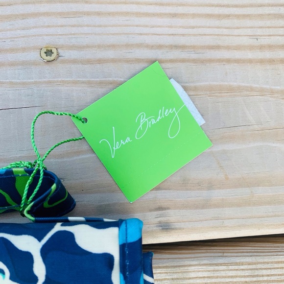 Vera Bradley - Lunch Sack - Picture 3 of 8